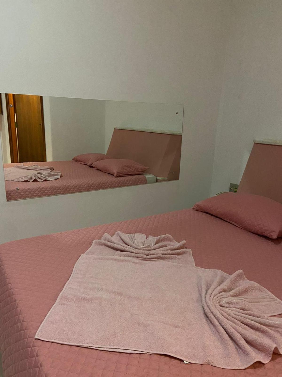Gran Luha Motel, Hotel E Chales Бротас Экстерьер фото