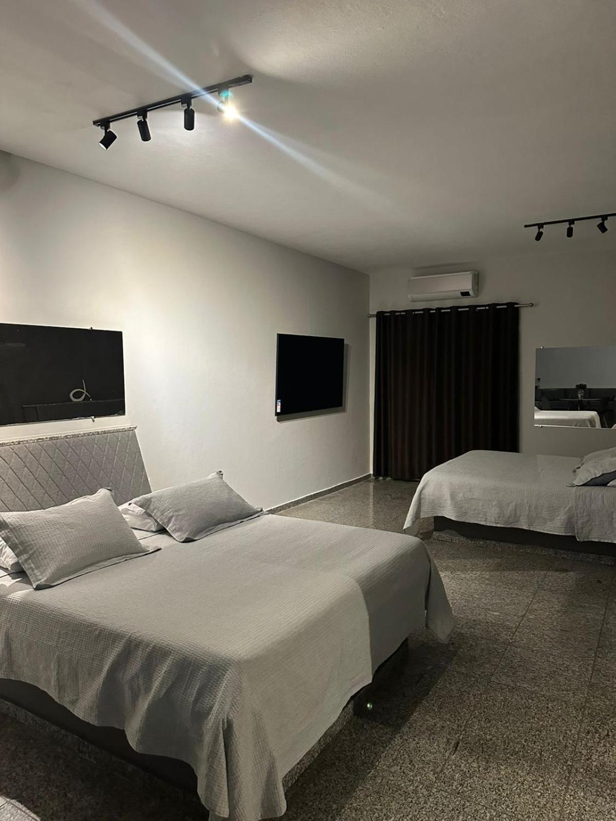 Gran Luha Motel, Hotel E Chales Бротас Экстерьер фото