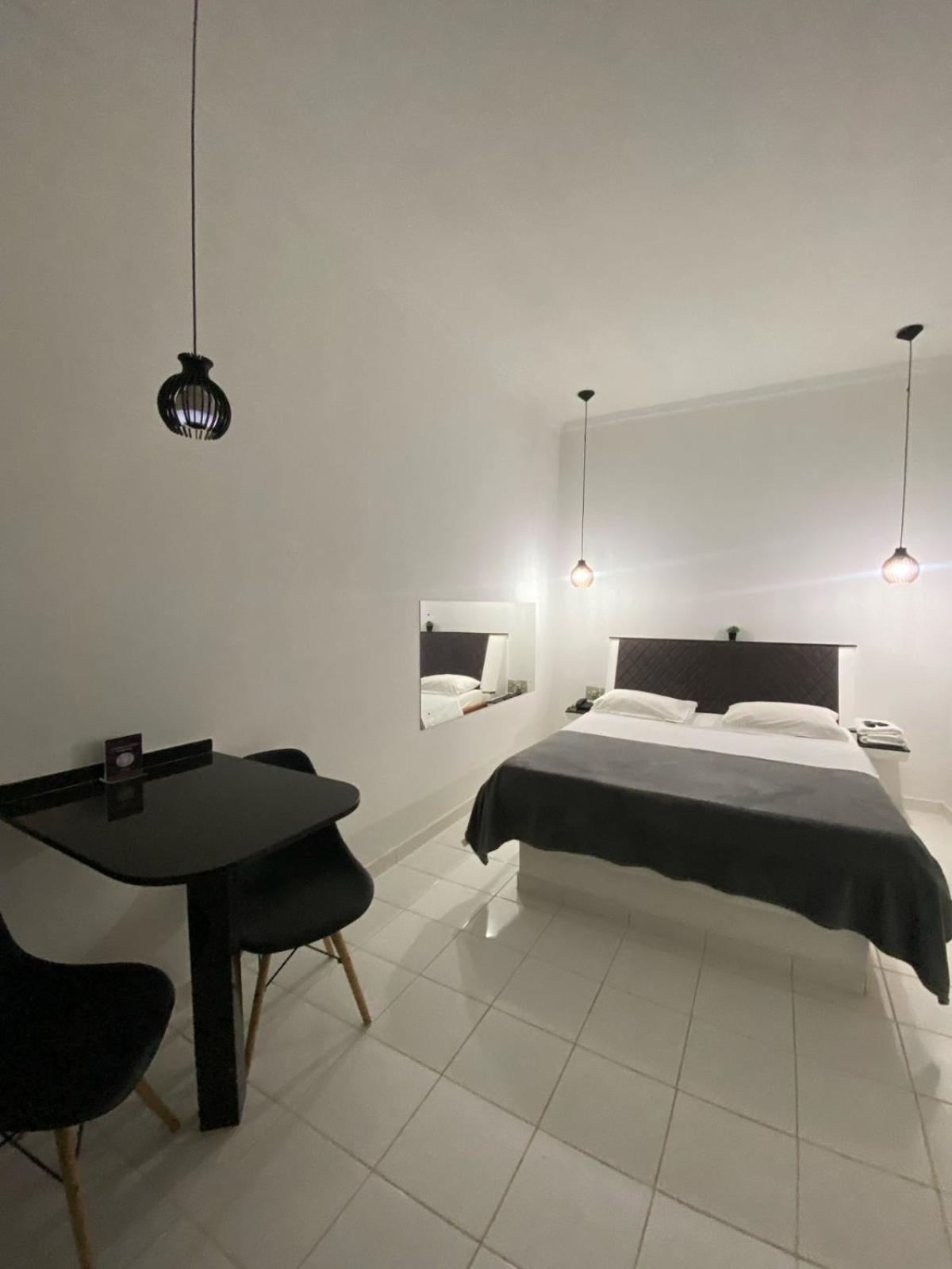 Gran Luha Motel, Hotel E Chales Бротас Экстерьер фото