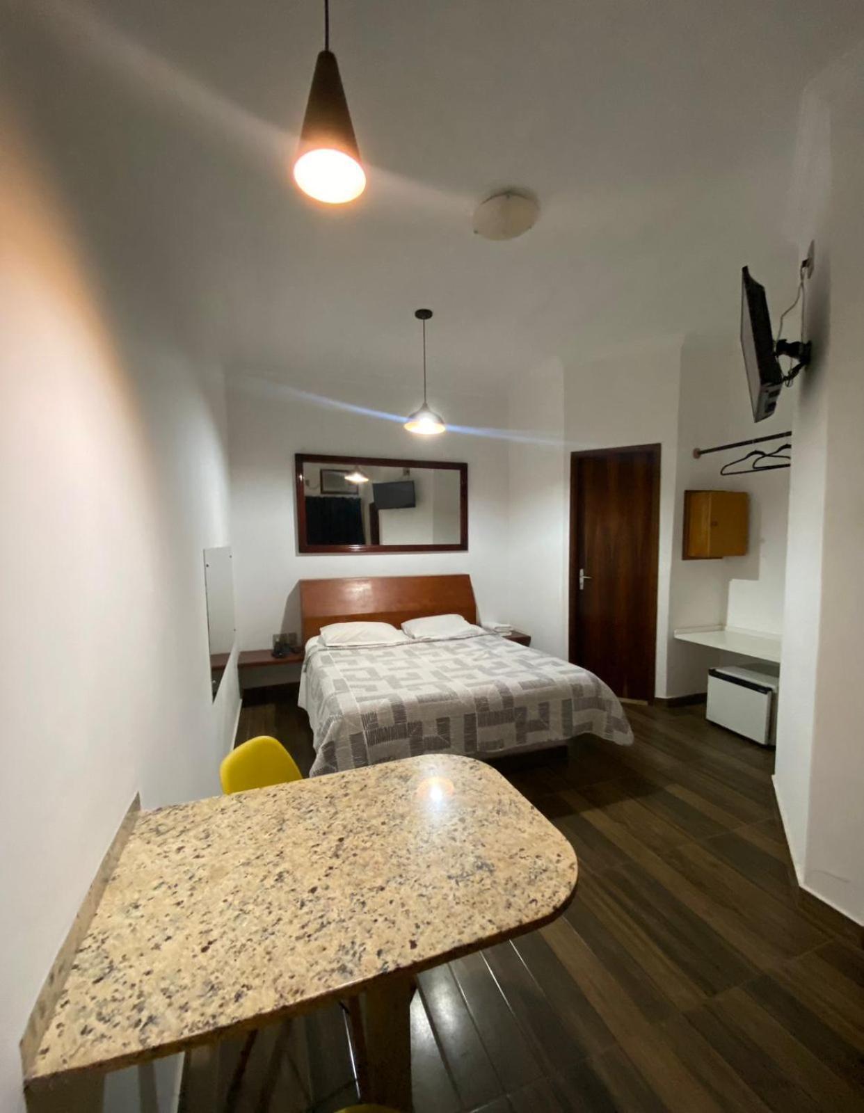 Gran Luha Motel, Hotel E Chales Бротас Экстерьер фото